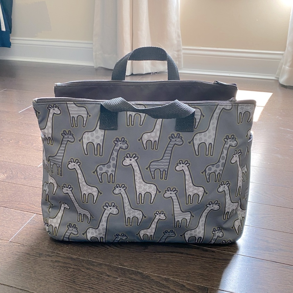 Thirty One Super Swap It Pocket - Go Go Giraffe